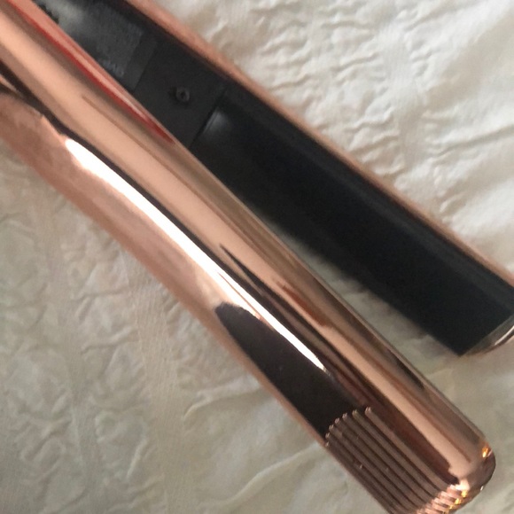 GVP Rose Gold Straightener - Picture 4 of 4
